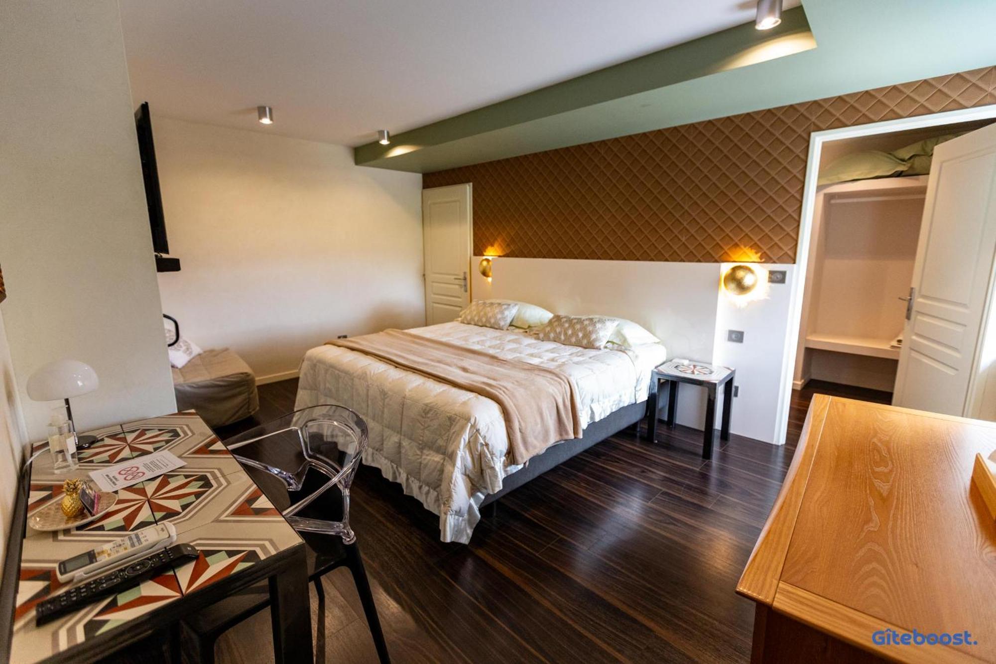 Hotel Le Val Des Sens Chatte Esterno foto